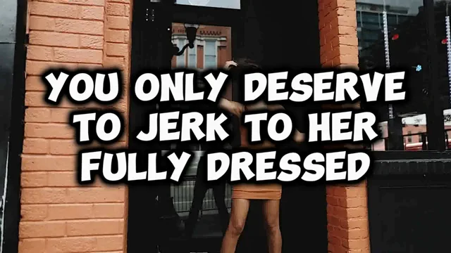 Jerk to the fully dressed Hannah