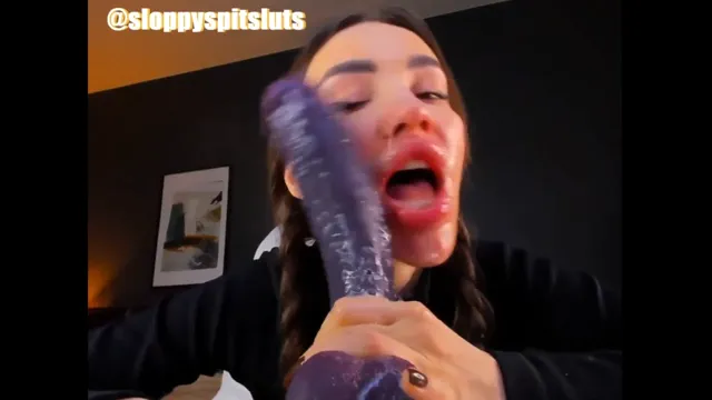 PMV Big Dildo Oral