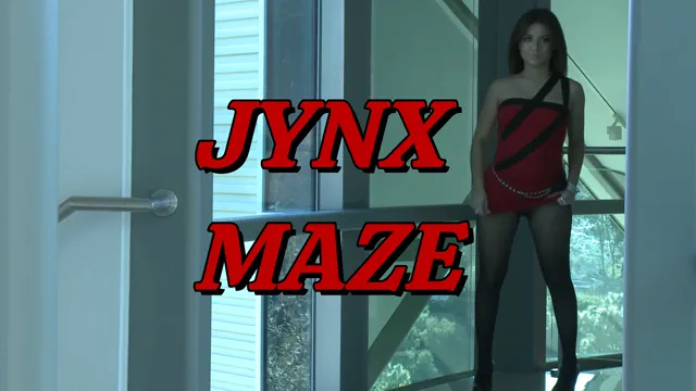 Jynx Maze with Gina Valentina