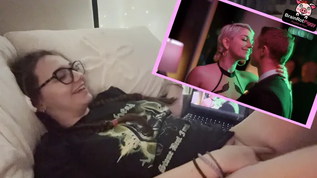 [Goonette Reviews] BrainRotPiggy goons too 'Feminine Lust' (World PMV Games 2024)