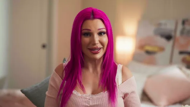 Lily Lou- Fuck Me Up
