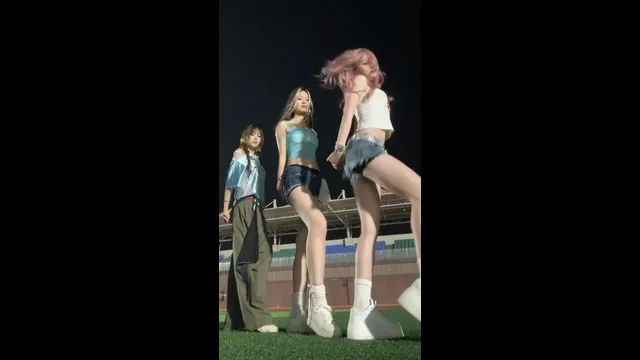 dancing asian baddiesss