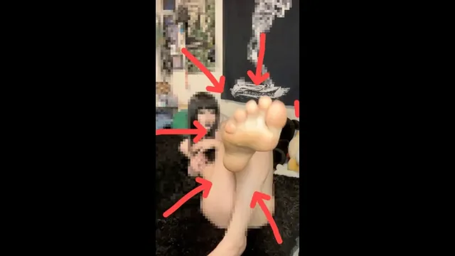 Feet focus thrills