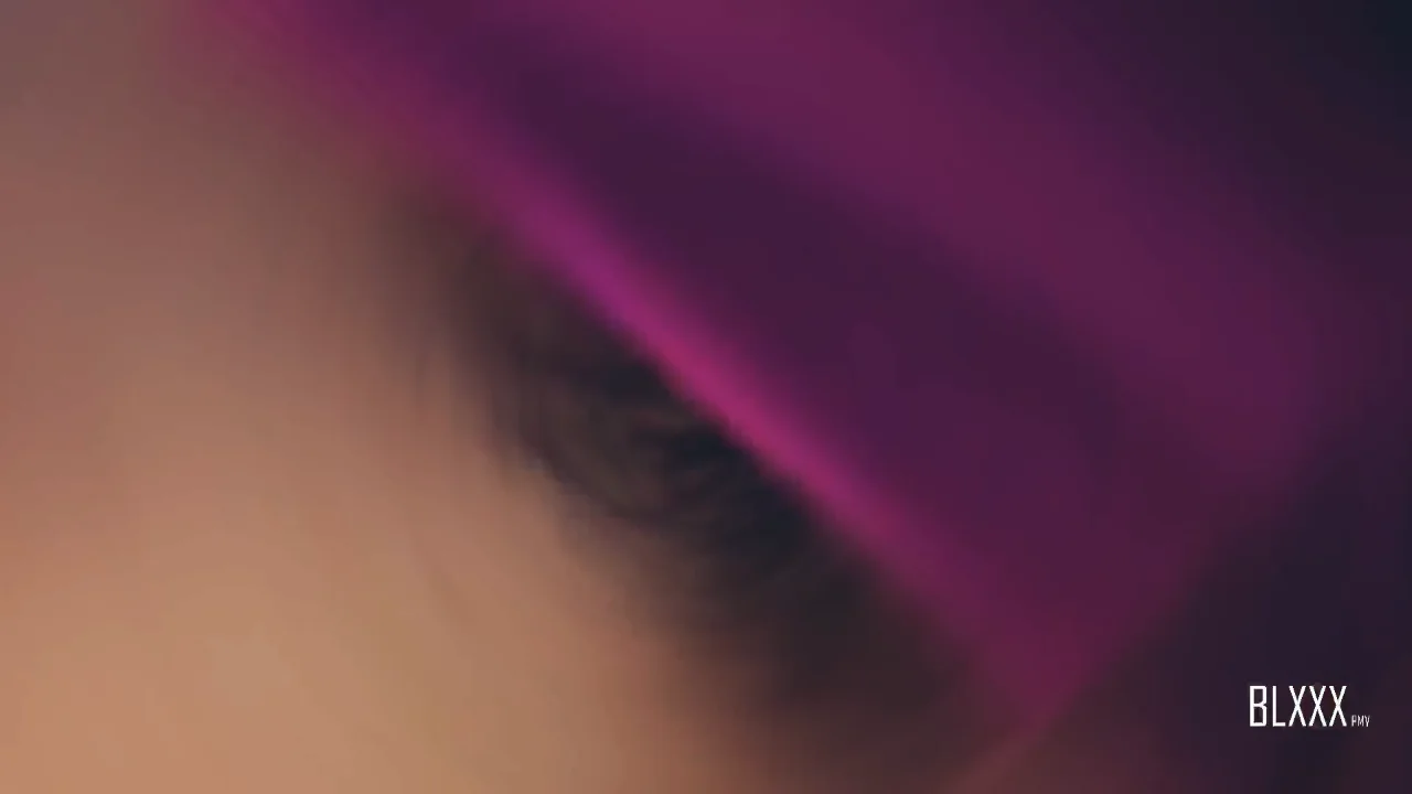 Thumbnail at 1:00