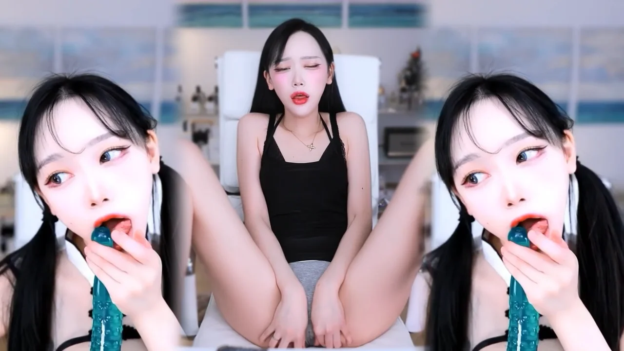 Thumbnail at 0:52