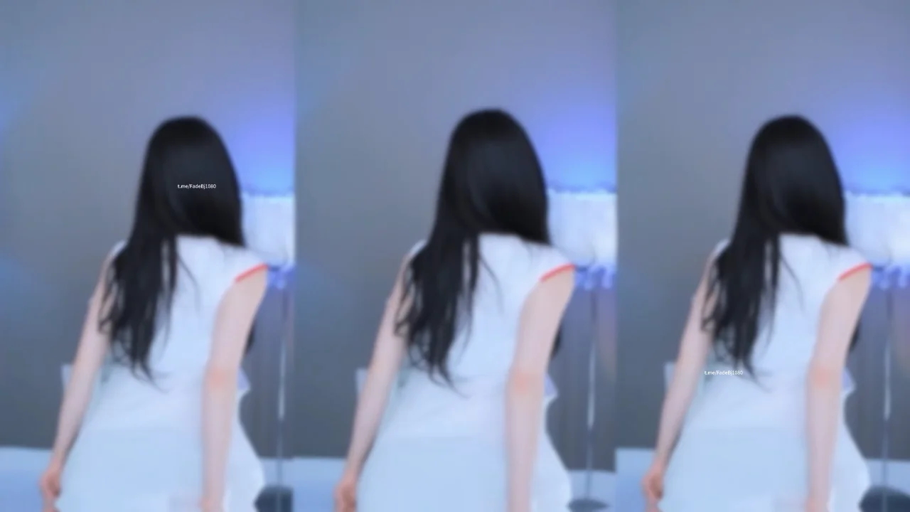 Thumbnail at 0:40