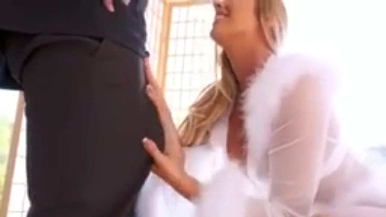 Thumbnail at 0:27