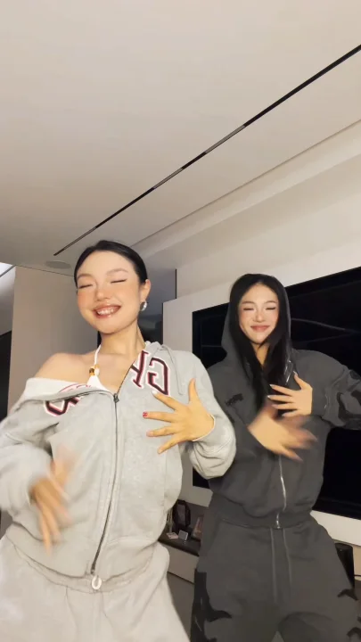 Thumbnail at 1:25