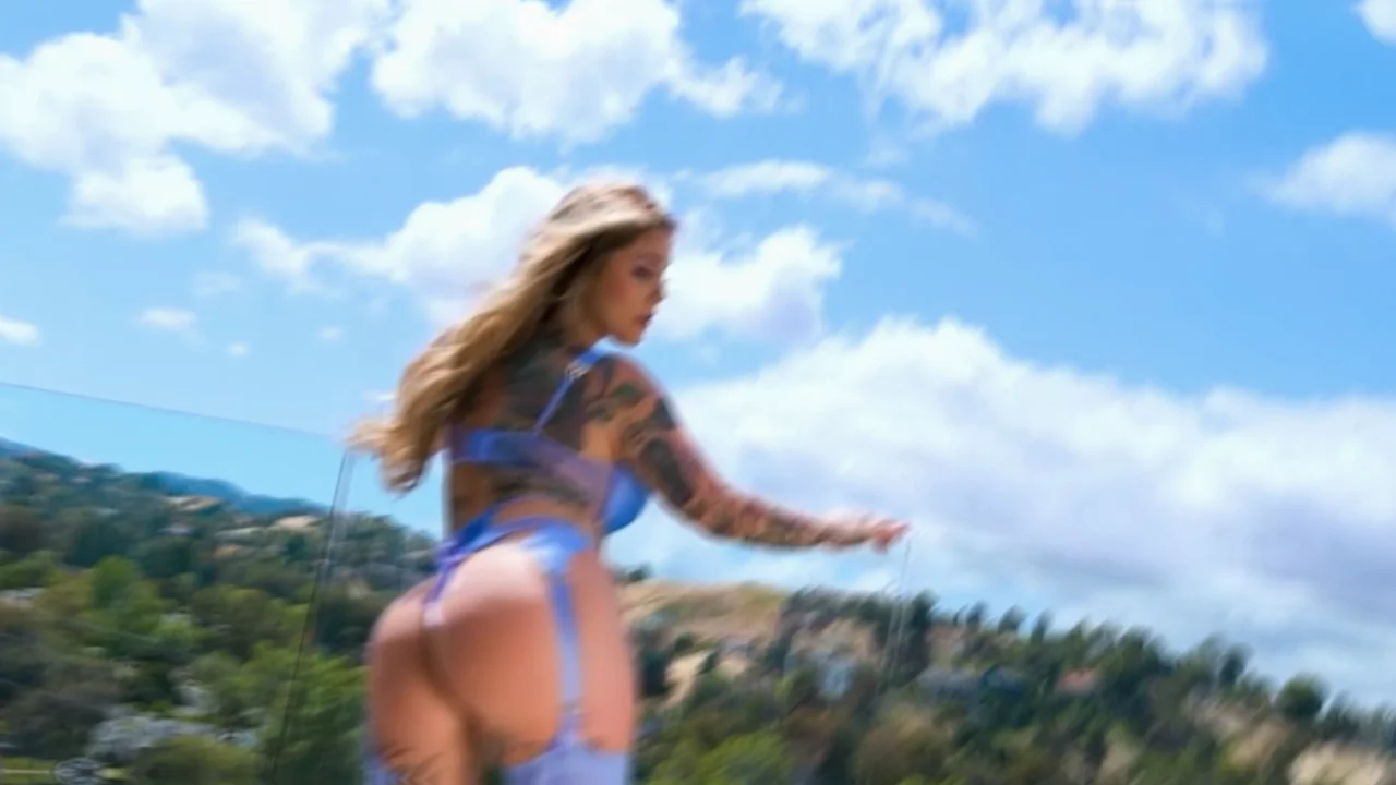 Thumbnail at 0:27